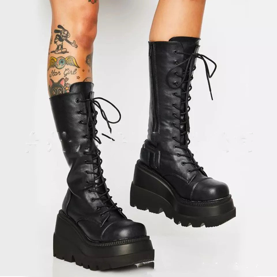 Platform Boots – 11 Different Versions!