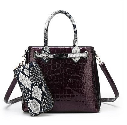 Elegant Croc-Pattern Bag