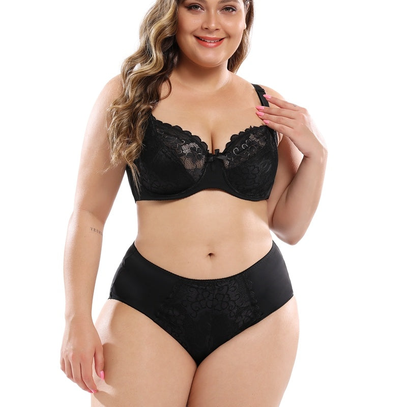 Plus Size Elegance – Lingerie Set
