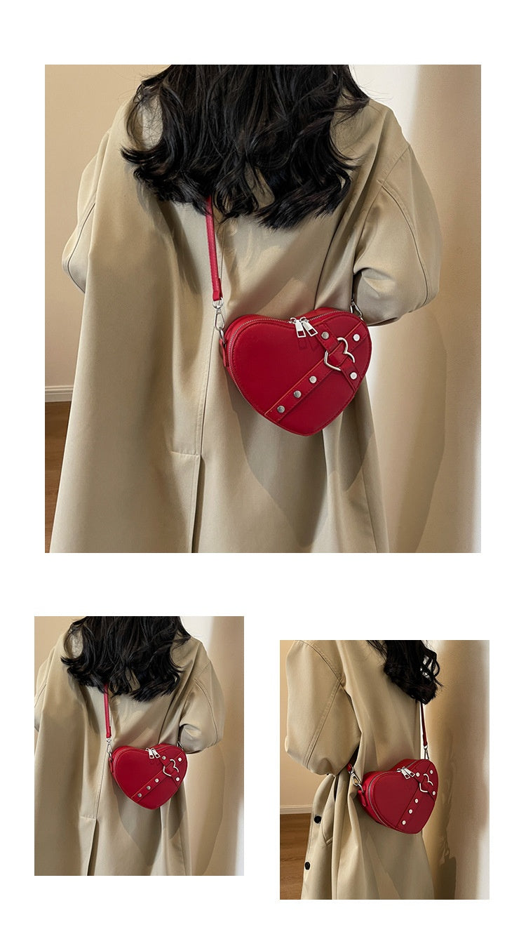 Heart-Shaped Shoulder Bag