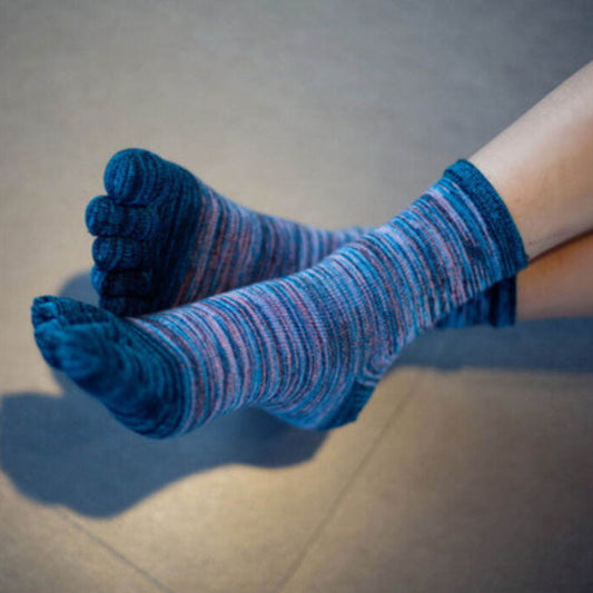 High-quality blue striped combed cotton toe socks