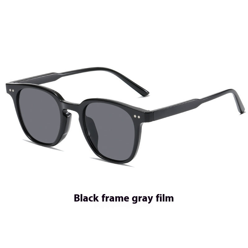 black frame gray lenses sunglasses
