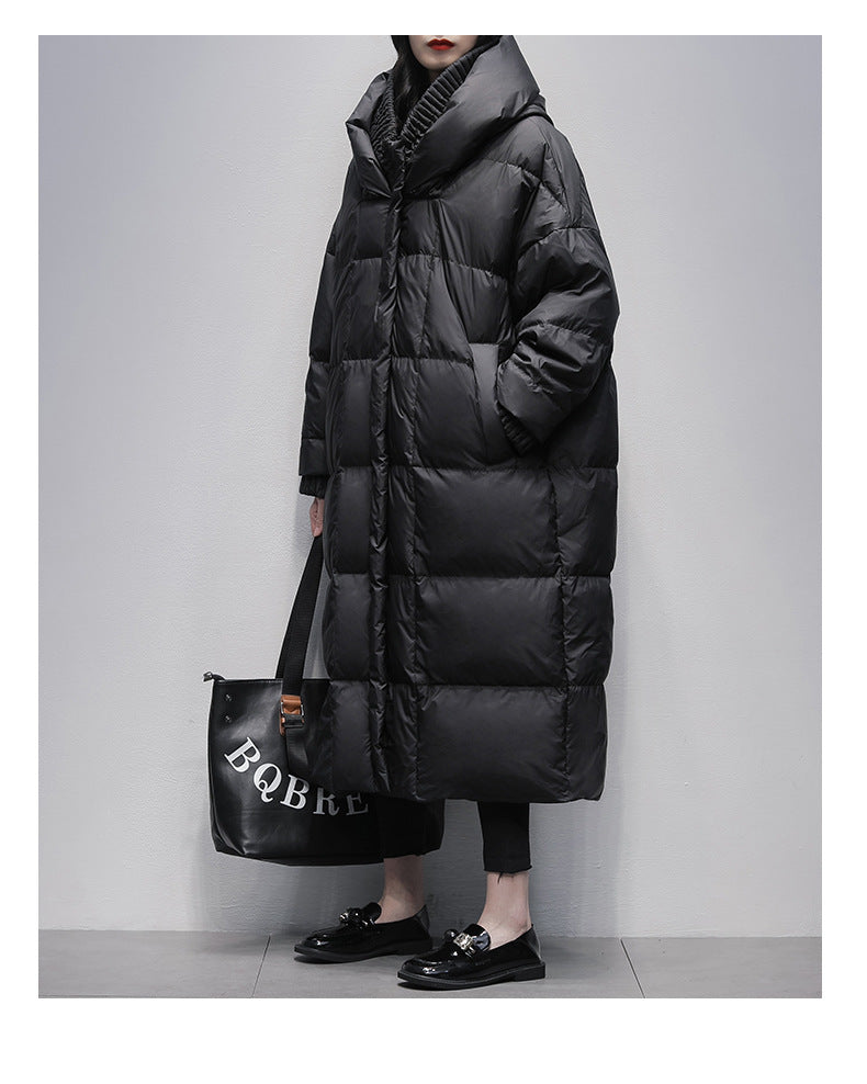 Naisten musta ylisuuri untuvatakki sivukuva
